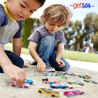 Hot Wheels Paquete de 10 automóviles (los estilos pueden variar)